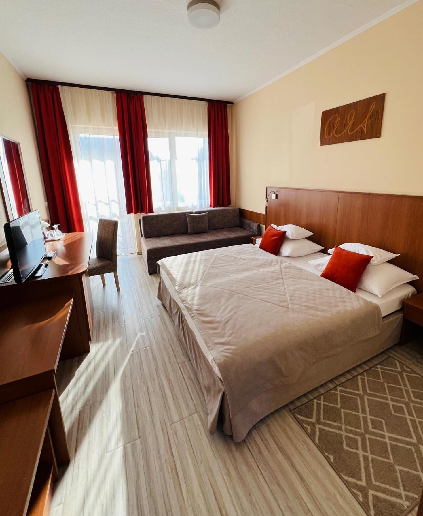 Art Hotel Superior Залакарос Екстериор снимка
